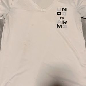 Women’s Under Armour shirt
